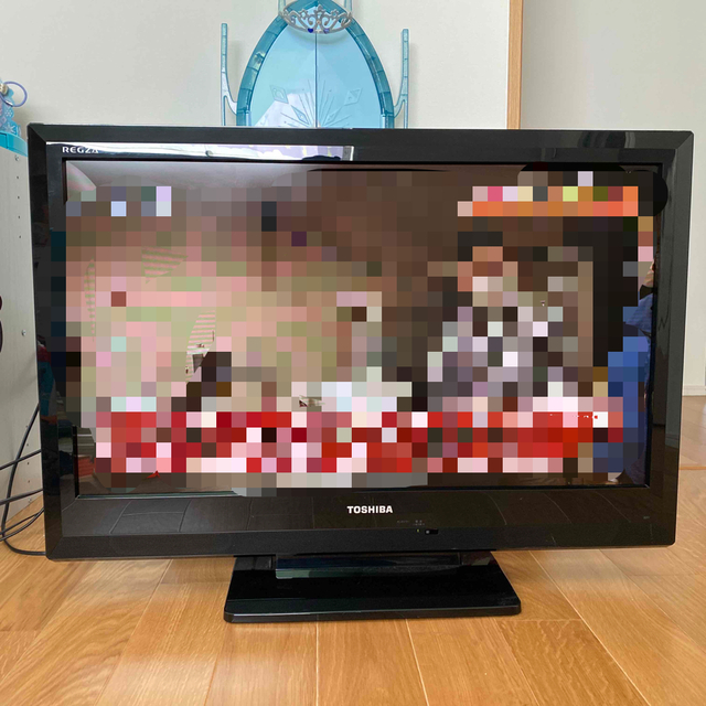 32型　東芝　テレビ