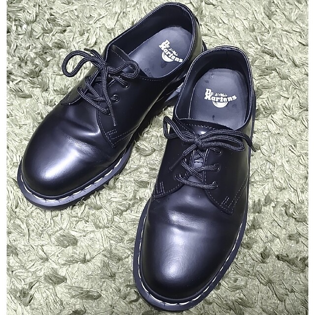 極美品】ドクターマーチン Dr.Martensの3ホールブーツ-