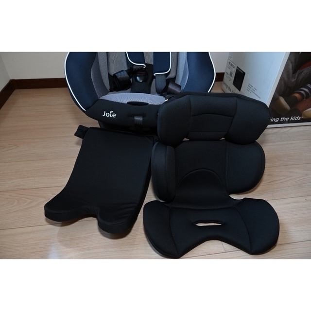 KATOJI(カトージ)のチャイルドシート ジョイー アーク 360 ISOFIX 新生児 回転式 キッズ/ベビー/マタニティの外出/移動用品(自動車用チャイルドシート本体)の商品写真