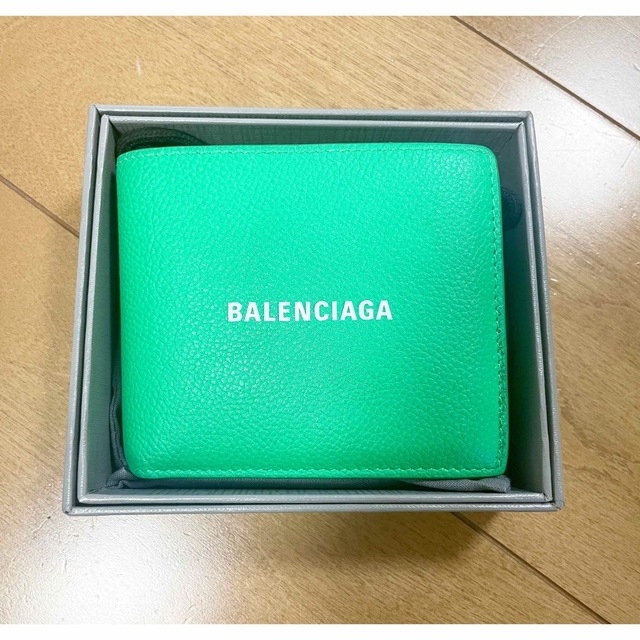 BALENCIAGA二つ折り財布 3