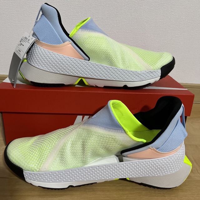 NIKE(ナイキ)のNIKE GO FLYEASE ナイキ ゴー フライイーズ  22.5センチ レディースの靴/シューズ(スニーカー)の商品写真