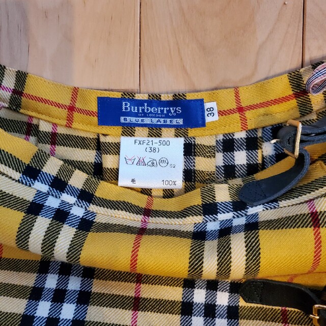 BURBERRY BLUE LABEL(バーバリーブルーレーベル)のバーバリー☆ミニスカート レディースのスカート(ミニスカート)の商品写真