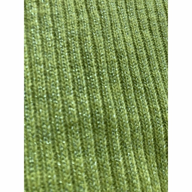 タートルネックセーター　黄緑 キッズ/ベビー/マタニティのキッズ服女の子用(90cm~)(ニット)の商品写真