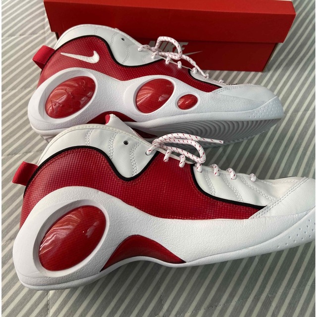 NIKE(ナイキ)のnike air zoom flight 95 ナイキ ズームフライト　白赤 メンズの靴/シューズ(スニーカー)の商品写真