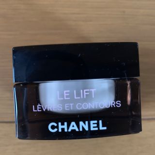 シャネル(CHANEL)のCHANELル リフト クレーム レーヴル ハリ弾力ケア リップトリートメント(リップケア/リップクリーム)