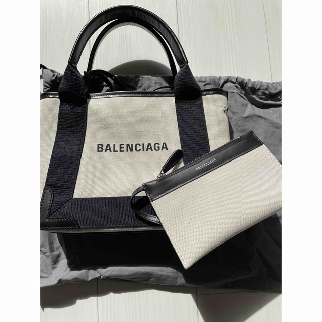 Balenciaga - 極美品☆BALENCIAGA.バレンシアガ.ネイビーカバ xs☆