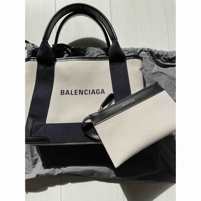 極美品☆BALENCIAGA.バレンシアガ.ネイビーカバ xs☆