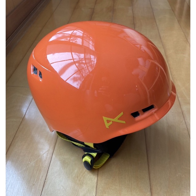 BURTON(バートン)のBURTON anon キッズヘルメット 52-55cm スポーツ/アウトドアのスノーボード(ウエア/装備)の商品写真