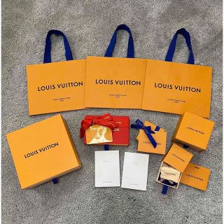 LOUIS VUITTON(ショップ袋)のフリマアイテム一覧 LOUIS VUITTON(ショップ袋)のフリマアイテム一覧