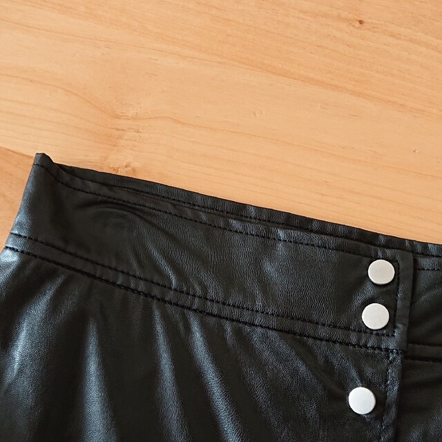 再値下げ)エコレザーのAラインスカート レディースのスカート(その他)の商品写真