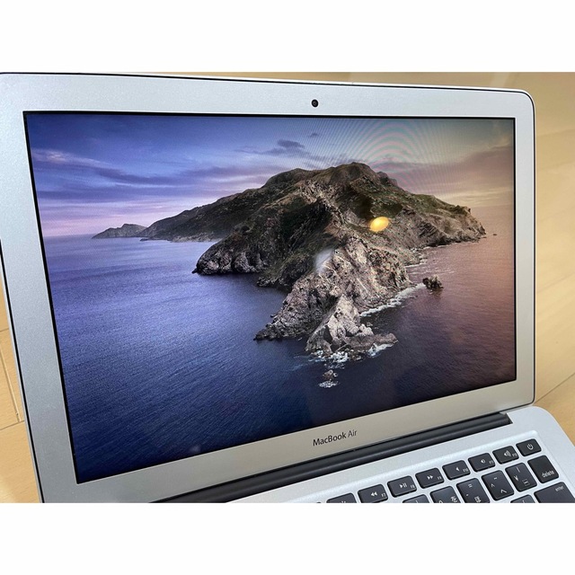 Apple(アップル)のAPPLE MacBook Air MACBOOK AIR MJVG2J/A スマホ/家電/カメラのPC/タブレット(ノートPC)の商品写真