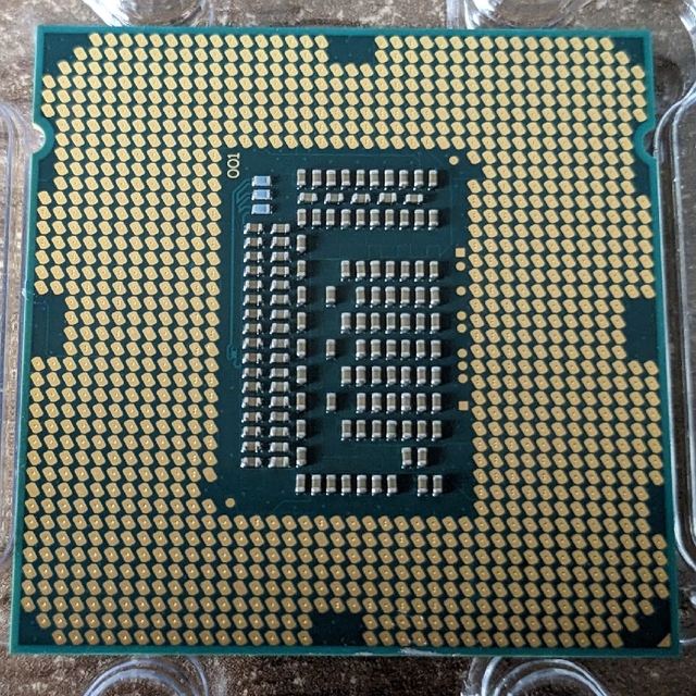 CPU Intel core i7-3770　LGA1155ソケット 1