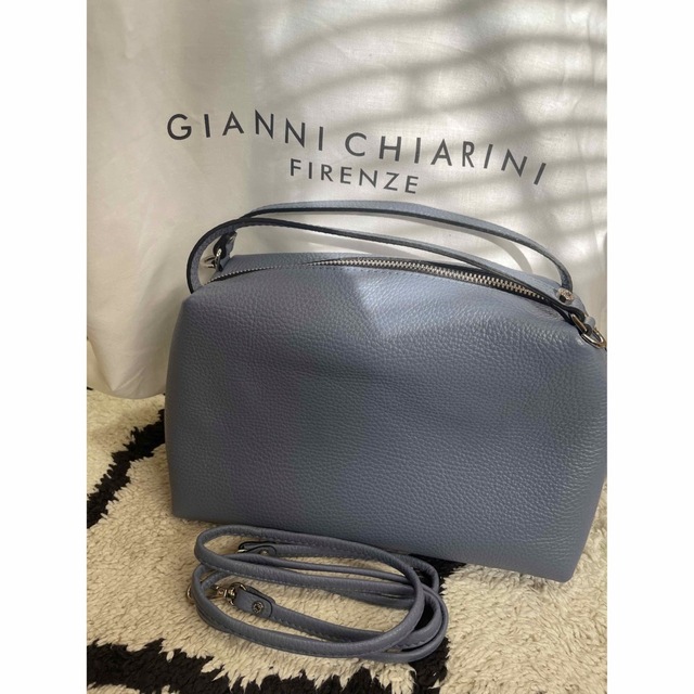 GIANNI CHIARINI(ジャンニキャリーニ)のGIANNI CHIARINI バッグ レディースのバッグ(ショルダーバッグ)の商品写真