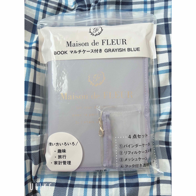 Maison de FLEUR(メゾンドフルール)のMaison de FLEUR BOOK マルチケース付き レディースのファッション小物(ポーチ)の商品写真