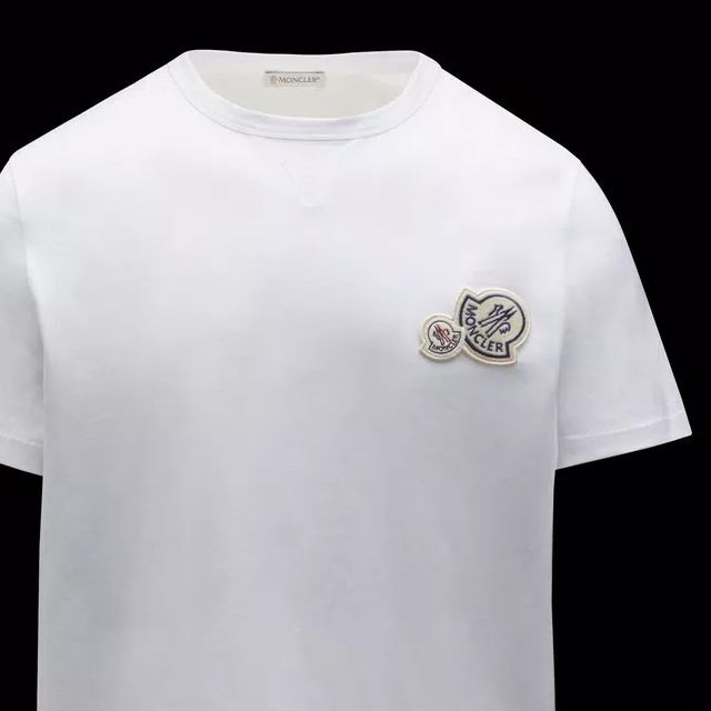 MONCLER(モンクレール)の●新品/正規品● MONCLER W ロゴパッチ コットン Tシャツ (厚め) メンズのトップス(Tシャツ/カットソー(半袖/袖なし))の商品写真