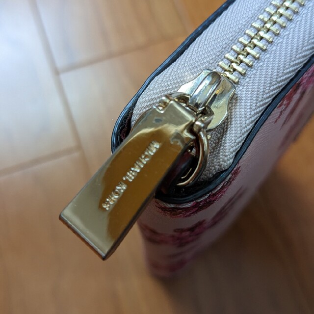 Michael Kors(マイケルコース)のマイケルコース　長財布 レディースのファッション小物(財布)の商品写真