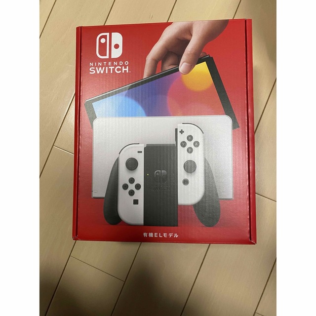 Nintendo Switch(ニンテンドースイッチ)のニンテンドースイッチ(有機ELモデル) 任天堂スイッチ本体 ホワイト 送料込 エンタメ/ホビーのゲームソフト/ゲーム機本体(家庭用ゲーム機本体)の商品写真