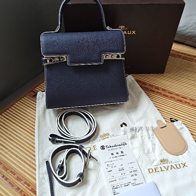 直営店に限定 Hermes - DELVAUX デルヴォー タンペート バッグ ...