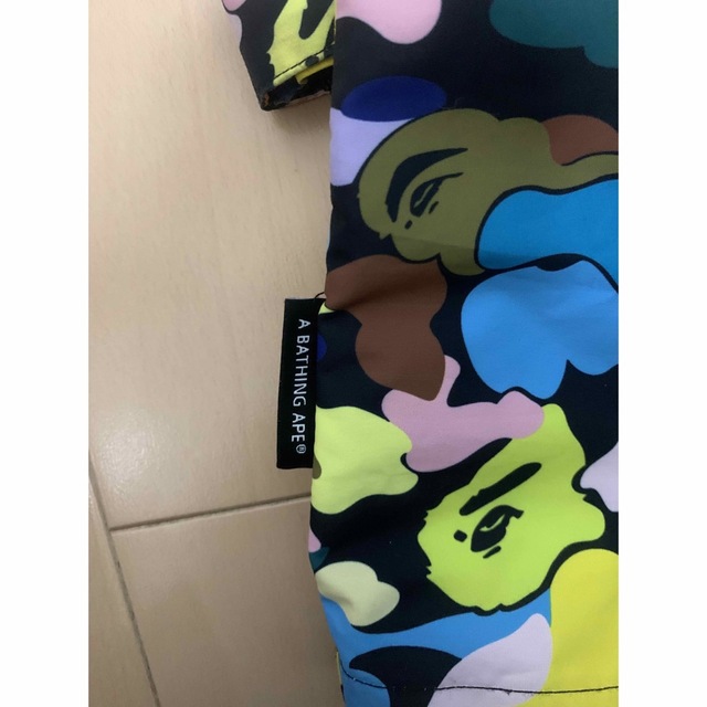 A BATHING APE(アベイシングエイプ)の激レアM！ BAPEマルチカモシャークスノボジャケット黒 メンズのジャケット/アウター(マウンテンパーカー)の商品写真