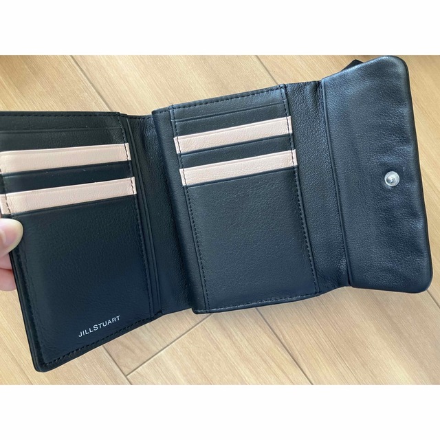 JILLSTUART(ジルスチュアート)のJILLSTUART 三つ折り財布 レディースのファッション小物(財布)の商品写真