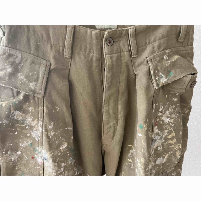 COMOLI(コモリ)のHERILL レショップ別注　DUCK SPLASH CARGO PANTS メンズのパンツ(ワークパンツ/カーゴパンツ)の商品写真