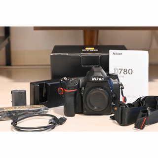 D700ジャンク品【レンズは問題なし】