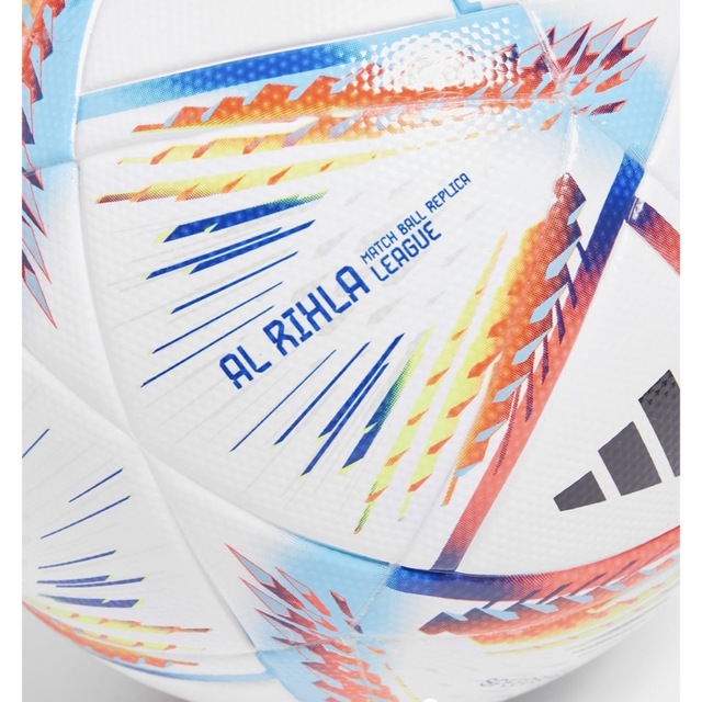 adidas(アディダス)のカタールW杯アルリフラ試合球レプリカ　正規品 スポーツ/アウトドアのサッカー/フットサル(ボール)の商品写真