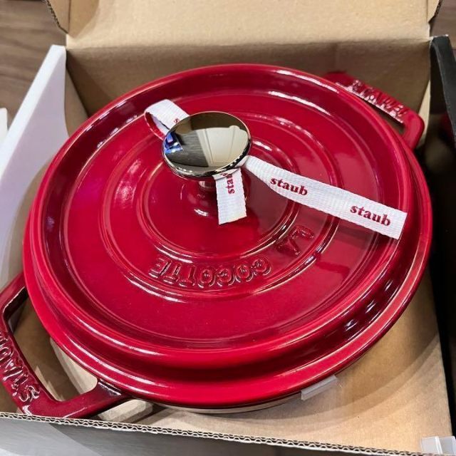 新品未使用】ストウブ ピコ・ココット ラウンド 18cm ボルドー Staub-
