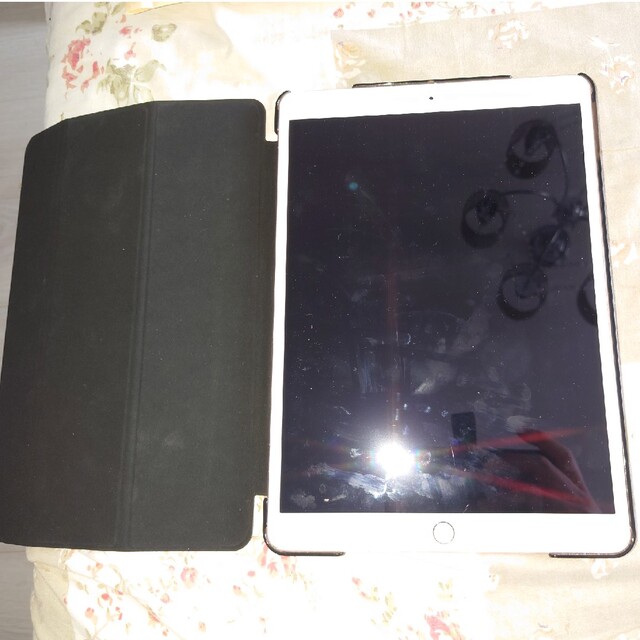 iPad(アイパッド)のiPadpro 10.5インチ 第2世代 64G スマホ/家電/カメラのPC/タブレット(タブレット)の商品写真