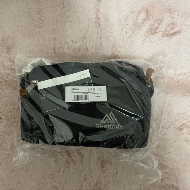 Gregory(グレゴリー)のグレゴリー /GREGORY/パデッドショルダーポーチ S ブラック メンズのバッグ(ショルダーバッグ)の商品写真
