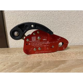 新品 未使用ラヴ3 (TAZ)(レッド)(登山用品)