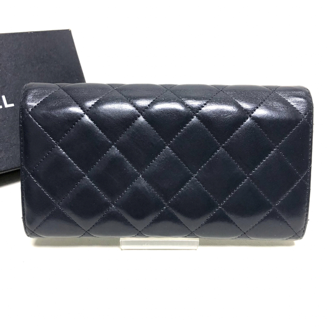 CHANEL シャネル マトラッセ ラムスキン フラップ式 長財布 ネイビー