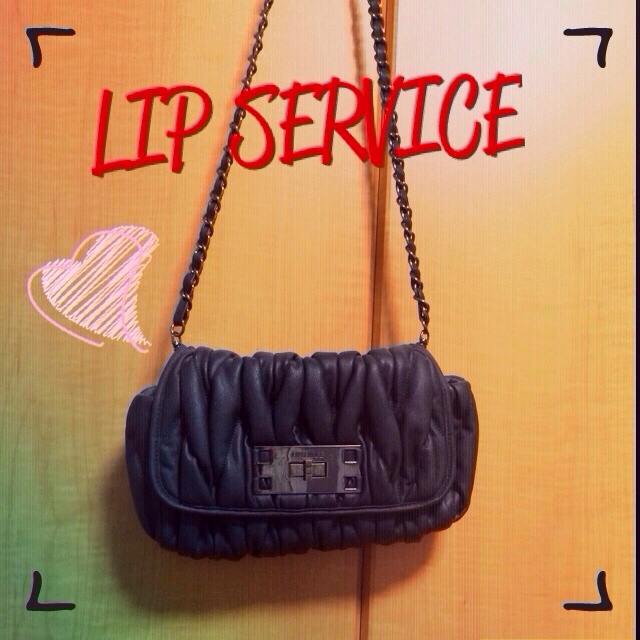 LIP SERVICE(リップサービス)のショルダーバッグ♡送料込み レディースのバッグ(ショルダーバッグ)の商品写真