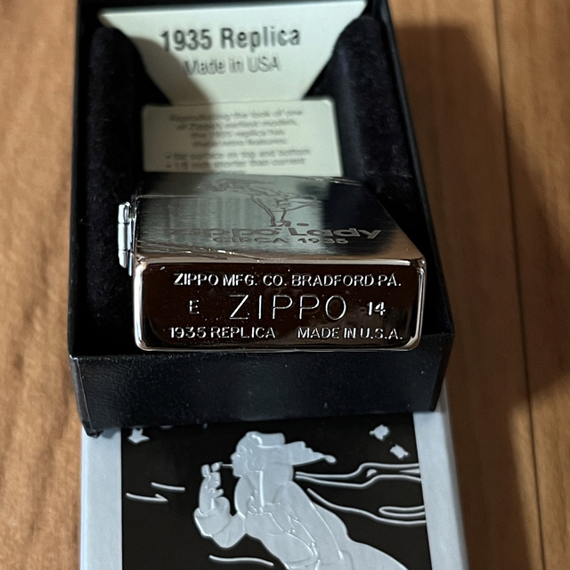 ZIPPO(ジッポー)のZIPPOレディ 1936 CIRCA 復刻版 外ヒンジ USA限定 未使用 メンズのファッション小物(タバコグッズ)の商品写真