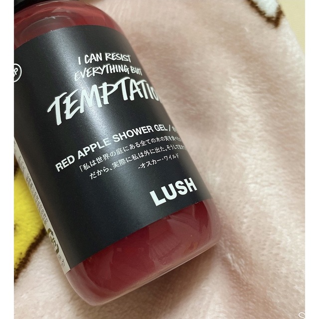 LUSH(ラッシュ)の【新品・未使用】LUSH♡限定発売品 テンプテーション シャワージェル コスメ/美容のボディケア(バスグッズ)の商品写真