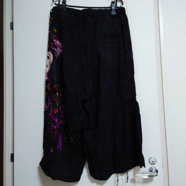Yohji Yamamoto(ヨウジヤマモト)のヨウジヤマモト black scandal 19ss 女パンツ メンズのパンツ(サルエルパンツ)の商品写真
