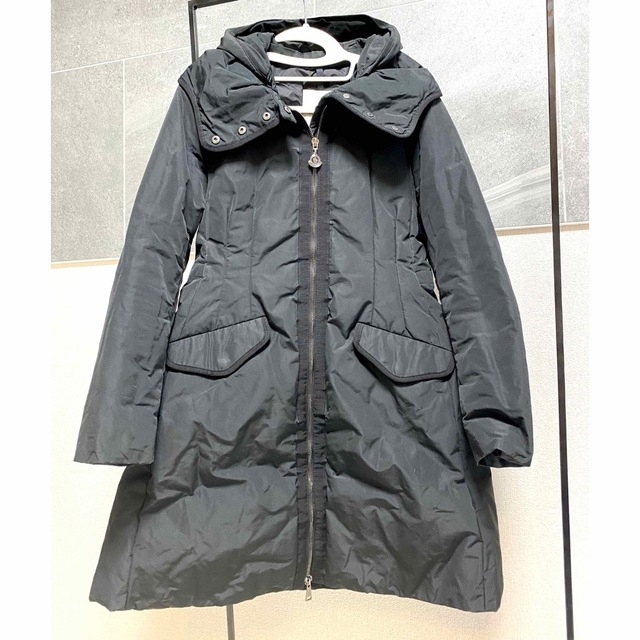 MONCLER(モンクレール)の正規品モンクレール　1 ダウンコート　レディース レディースのジャケット/アウター(ダウンジャケット)の商品写真