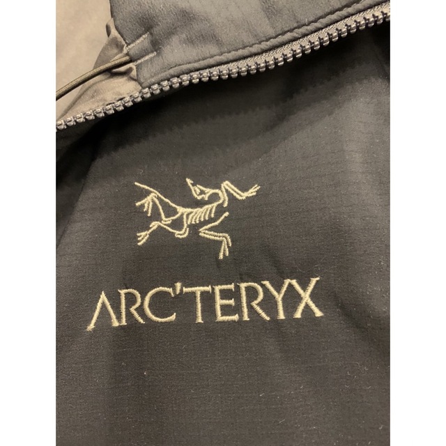 ARC'TERYX(アークテリクス)のARC’TERYX  Atom AR Hoody メンズのジャケット/アウター(ナイロンジャケット)の商品写真