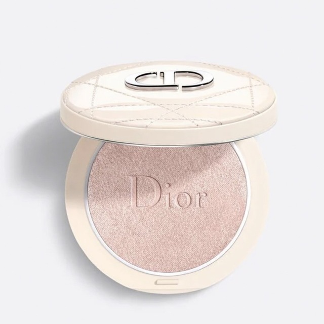 Dior ディオールスキン フォーエヴァー クチュール ルミナイザー 02