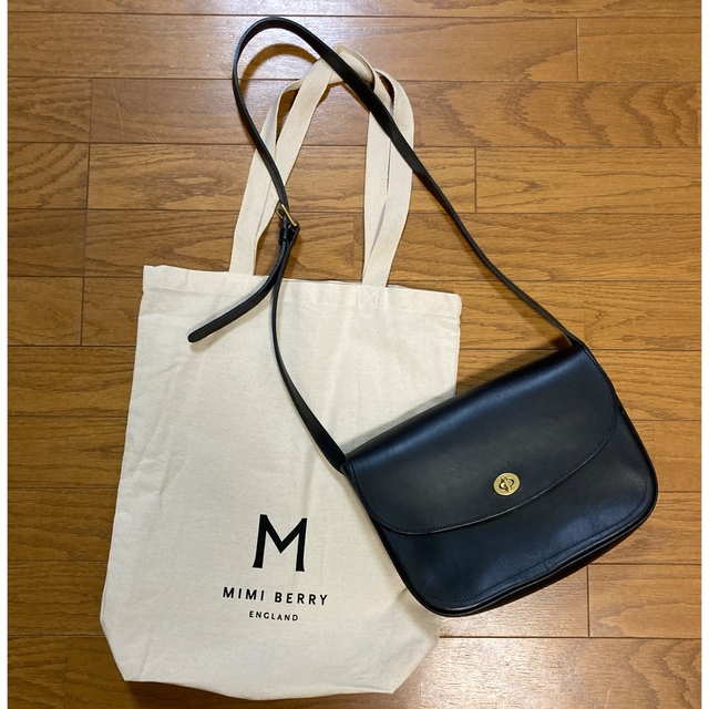 Mimi(ミミ)のMimi  ベジタブルタンニンレザー ミディアム ショルダー バッグ レディースのバッグ(ショルダーバッグ)の商品写真