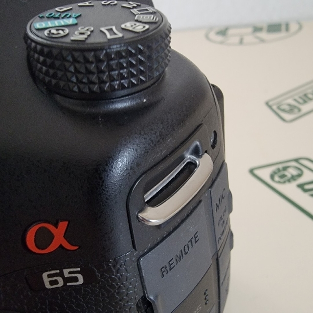 SONY デジタル一眼レフカメラ α65 ダブルズームレンズキット SLT-A6 6