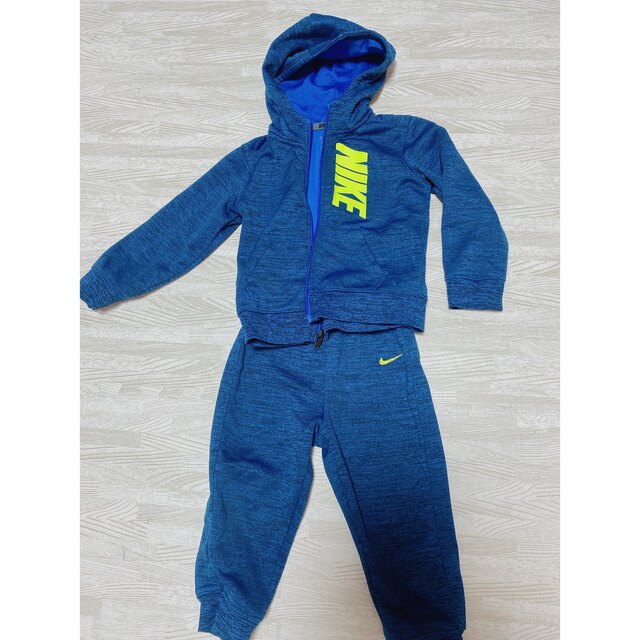 NIKE(ナイキ)のNIKEセットアップ キッズ/ベビー/マタニティのキッズ服男の子用(90cm~)(その他)の商品写真