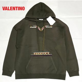 ヴァレンティノ(VALENTINO)のVALENTINO　ヴァレンティノ　プルオーバーパーカー　ビーズ刺繍　タグ付き(パーカー)