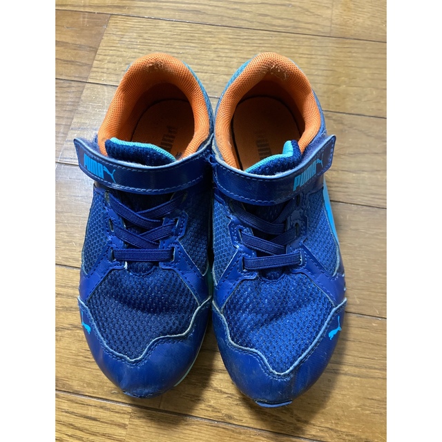 PUMA(プーマ)のプーマ　スニーカー　18.5cm キッズ/ベビー/マタニティのキッズ靴/シューズ(15cm~)(スニーカー)の商品写真