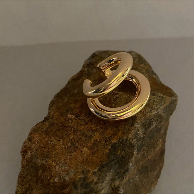 CLANE(クラネ)のDouble line earcuff gold No.994 レディースのアクセサリー(イヤーカフ)の商品写真