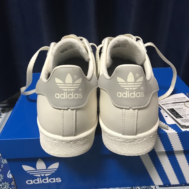 adidas(アディダス)のadidas Super Star 82  新品  未使用 メンズの靴/シューズ(スニーカー)の商品写真