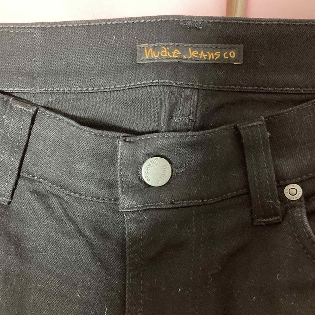 Nudie Jeans(ヌーディジーンズ)のヌーディジーンズ　シンフィン　ブラックW32L32 メンズのパンツ(デニム/ジーンズ)の商品写真