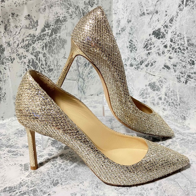 【ほぼ美品】JIMMY CHOO  ジミーチュウ　シルバーグリッター箱\u0026袋付き