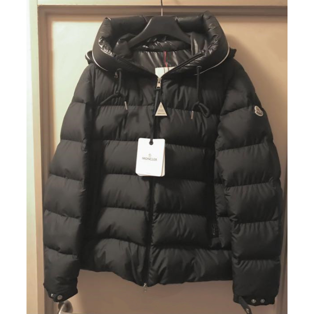 ✨Moncler  モンクレール　モンジュネーヴル　正規品✨