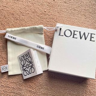 ロエベ(LOEWE)のロエベ　箱(ショップ袋)